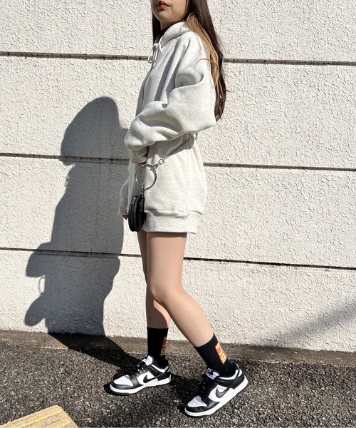 one way（ワンウェイ）の「ロゴBIGパーカー（スウェット・レディース・ライトグレー/ブラック/ホワイト・FREE）」の19枚目の写真