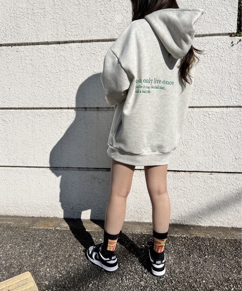 one way（ワンウェイ）の「ロゴBIGパーカー（スウェット・レディース・ライトグレー/ブラック/ホワイト・FREE）」の21枚目の写真