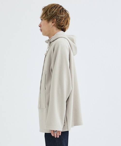 URU(ウル)の「HOODED PARKA(パーカー・メンズ・グリーン/ライトベージュ・1/2)」の5枚目の写真