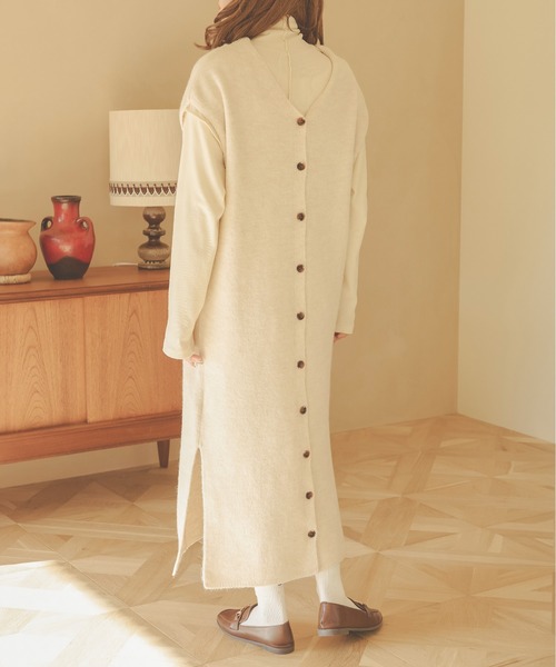 Ambre Neige(アンブルネージュ)の「3WAYボタンニットワンピース/【WEB/EC限定商品】(ワンピース・レディース・アイボリー/ダークブラウン/モカ・FREE)」の6枚目の写真