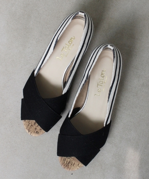 LE TALON（ルタロン）の「◇3CMゴムクロスウエッジ（パンプス・レディース・イエロー系その他/シルバー/ブラック・36/37/38/36.5/37.5/35.5）」の2枚目の写真