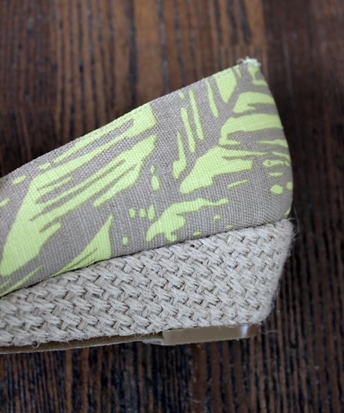 LE TALON（ルタロン）の「◇3CMゴムクロスウエッジ（パンプス・レディース・イエロー系その他/シルバー/ブラック・36/37/38/36.5/37.5/35.5）」の7枚目の写真