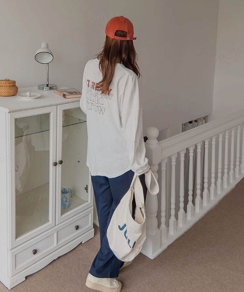 Dalfwin（ダールフィン）の「GET READYロゴオーバーサイズ長袖 Tシャツ（Tシャツ/カットソー・レディース・ホワイト/チャコールグレー/ライトブルー・FREE）」の16枚目の写真