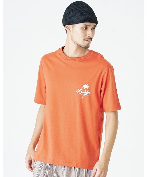 BANKS(バンクス)の「DESIGN TEE/BANKS(バンクス)半袖バックプリントTシャツ(Tシャツ/カットソー・メンズ・ネイビー/オレンジ・SMALL/MEDIUM/LARGE/X-LARGE)」の5枚目の写真