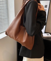 ソフトレザービッグトートバッグ