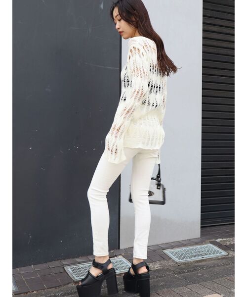 EMODA(エモダ)の「クロシェルーズカーディガン(カーディガン/ボレロ・レディース・ブラック/ブルー/ホワイト・FREE)」の4枚目の写真