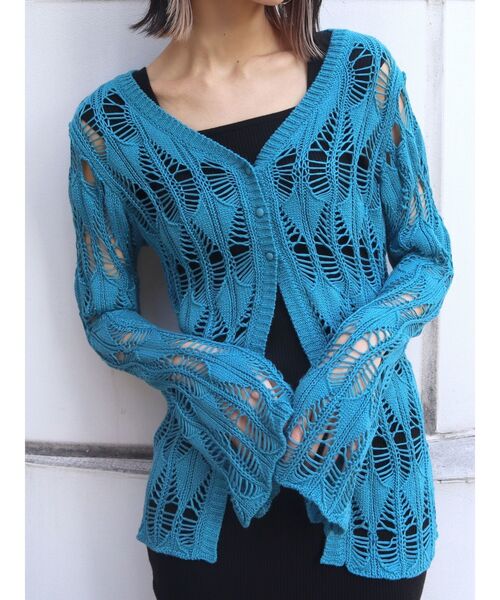 EMODA(エモダ)の「クロシェルーズカーディガン(カーディガン/ボレロ・レディース・ブラック/ブルー/ホワイト・FREE)」の11枚目の写真