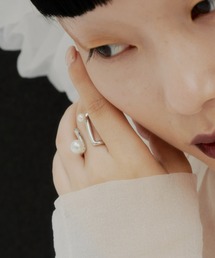 Carmelo | パール付き ボリュームリング / Fork pearl ring(リング)