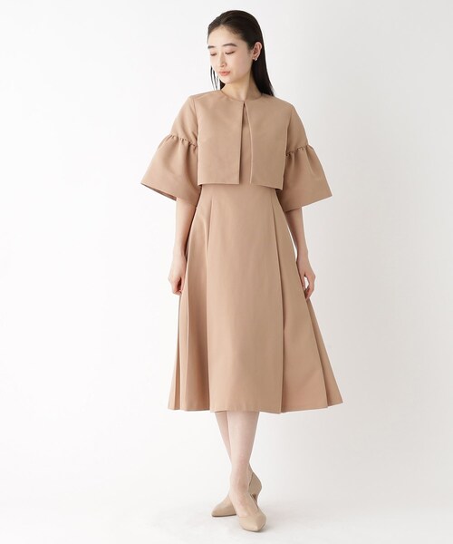 #オペークドットクリップ #ノーカラーフレアスリーブジャケット 通勤・セレモニー対応/セットアップ対応》パール調ボタンフレア