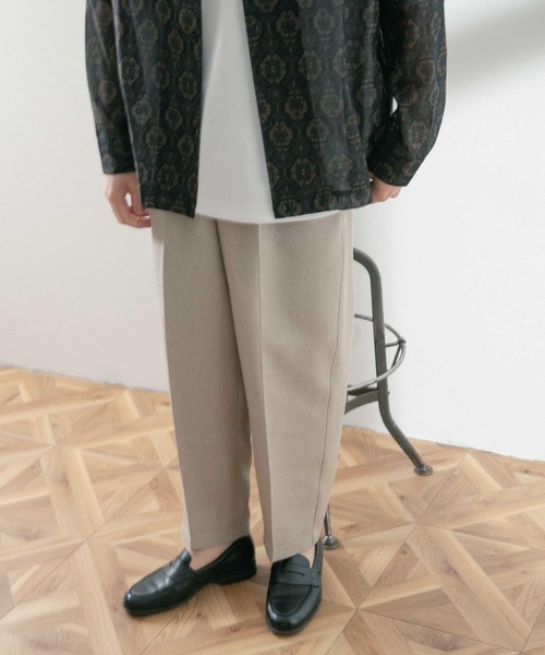 ITEMS URBANRESEARCH（アイテムズ アーバンリサーチ）の「テックリネンEASYケア エフォートレススラックス（スラックス・メンズ・ブラック/ライトベージュ/グリーン・LARGE/MEDIUM）」の9枚目の写真