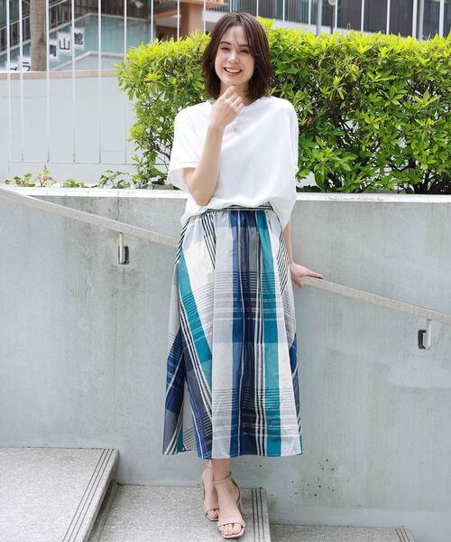 THE SHOP TK (ザ ショップ ティーケー )の「◆【ヒルナンデス!で紹介】【洗濯機で洗える】チェック柄メモリータフタギャザースカート2(スカート・レディース・ホワイト系4/ブラック系1/ブルー系1・12/13)」の20枚目の写真
