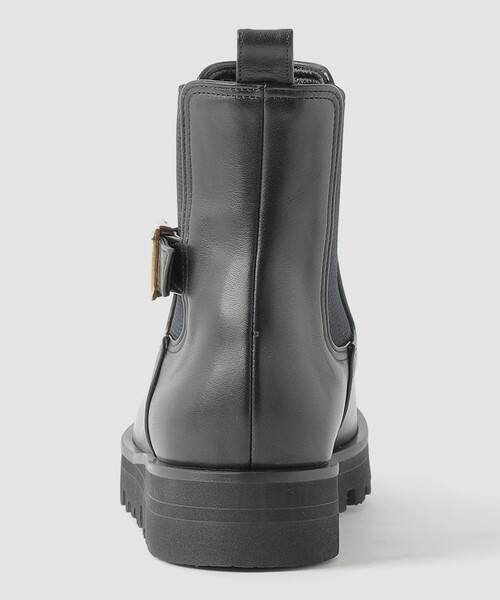 BLUE LABEL CRESTBRIDGE（ブルーレーベルクレストブリッジ）の