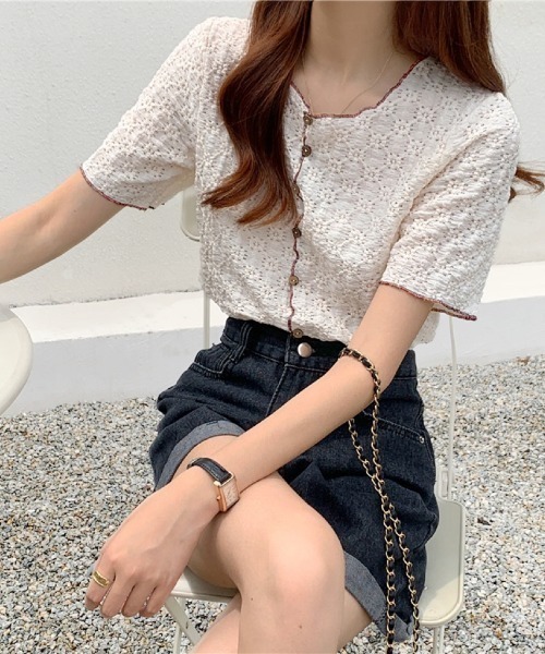 DIAVEL(ディアベル)の「【秋SALE特価中】レースニットトップス/かし半袖花柄ブラウス(シャツ/ブラウス・レディース・ホワイト/ブルー/ブラック/ホワイト系その他/アイボリー・M)」の3枚目の写真