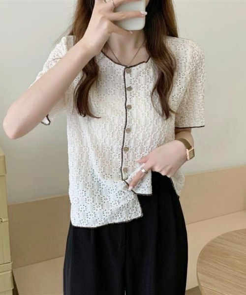 DIAVEL(ディアベル)の「【秋SALE特価中】レースニットトップス/かし半袖花柄ブラウス(シャツ/ブラウス・レディース・ホワイト/ブルー/ブラック/ホワイト系その他/アイボリー・M)」の9枚目の写真