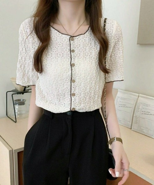DIAVEL(ディアベル)の「【秋SALE特価中】レースニットトップス/かし半袖花柄ブラウス(シャツ/ブラウス・レディース・ホワイト/ブルー/ブラック/ホワイト系その他/アイボリー・M)」の6枚目の写真