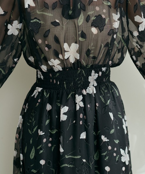 natural couture（ナチュラルクチュール）の「フラワージャガードプチハイパイピングワンピース（ワンピース・レディース・ベージュ/ブラック/オフホワイト・FREE）」の13枚目の写真