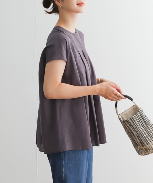 URBAN RESEARCH DOORS(アーバンリサーチドアーズ)の「フレンチスリーブタックブラウス(シャツ/ブラウス・レディース・グリーン/ベージュ/チャコールグレー・MEDIUM)」の12枚目の写真