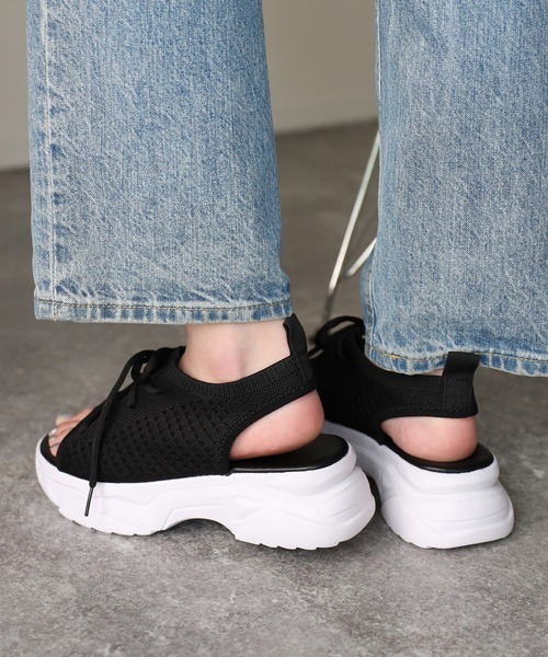 Riberry(リベリー)の「厚底メッシュスニーカーサンダル(サンダル・レディース・ブラック/ベージュ・MEDIUM/LARGE)」の9枚目の写真
