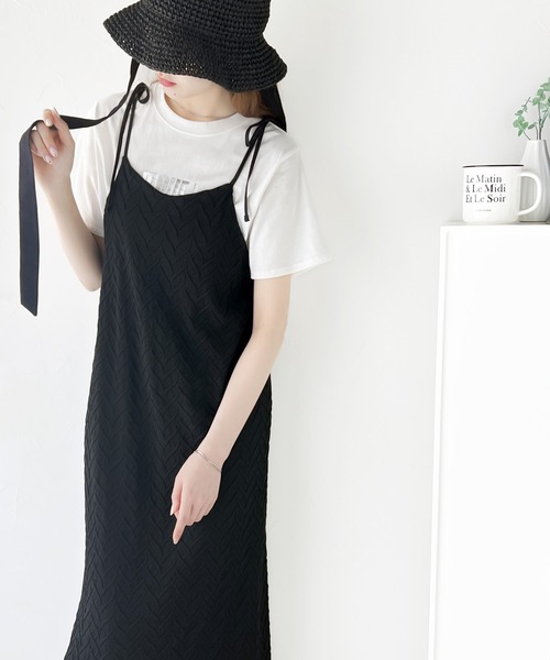 mily bilet(ミウィビレット)の「【mily bilet】大人リラックス。カットジャガードリーフ肩リボンキャミワンピース(ワンピース・レディース・アイボリー/ブラック・X-LARGE/LARGE/MEDIUM/SMALL)」の14枚目の写真