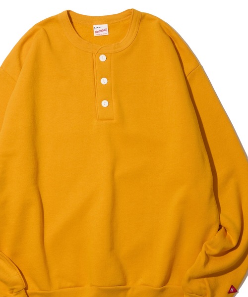 Healthknit（ヘルスニット）の「【Healthknit】Classic Sweat Henley L/S / ヘンリーネック スウェット（スウェット・メンズ・チャコールグレー/グリーン/ブルー/レッド/グレー/ブラック/マスタード/マルーン/ネイビー/サンドベージュ・MEDIUM/X-LARGE/LARGE）」の8枚目の写真