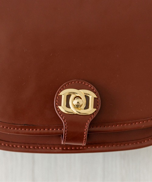 OLIVE des OLIVE（オリーブデオリーブ）の「フラップショルダー　1032120040（ショルダーバッグ・レディース・ダークブラウン/ブラウン/ブラック・FREE）」の16枚目の写真