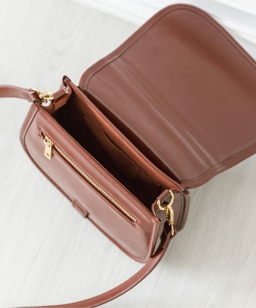 OLIVE des OLIVE（オリーブデオリーブ）の「フラップショルダー　1032120040（ショルダーバッグ・レディース・ダークブラウン/ブラウン/ブラック・FREE）」の19枚目の写真