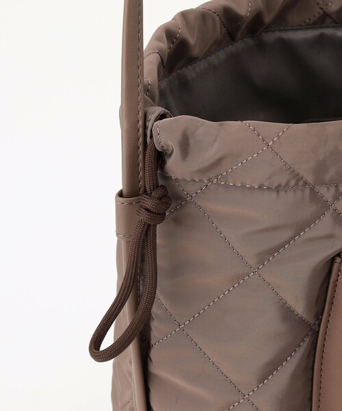ANY(エニィ)の「キルティングドロストショルダーバッグ(ショルダーバッグ・レディース・ベージュ系/カーキ系/グレー系・F)」の16枚目の写真