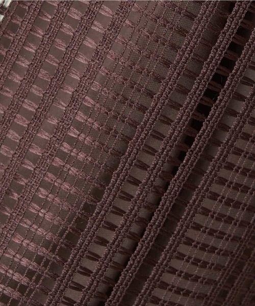 a.v.v（アーヴェヴェ）の「レーススリーブトップス（Tシャツ/カットソー・レディース・パープル/ブラック/ブラウン/アイボリー・36/40/34/38/42）」の11枚目の写真