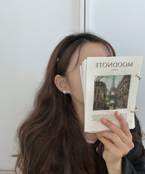 LAUIR（ラウアー）の「ベルベットカチューシャ（カチューシャ・レディース・ブラウン/ブラック・FREE）」の4枚目の写真