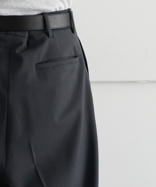 LUUDAN（ルーダン）の「LUUDAN UNISEX BAGGY TAILORED TROUSERS