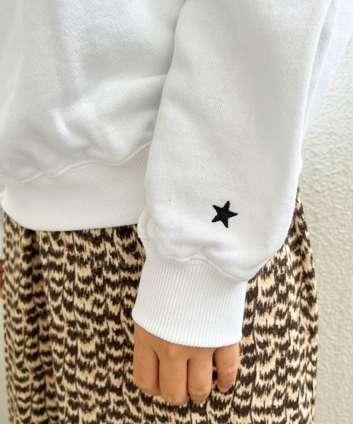 CONVERSE(コンバース)の「【 CONVERSE / コンバース 】 WANPAKU HOUSE コラボグラフィック プリント スウェット プルオーバー MNY 3487-8820(スウェット・レディース・ホワイト系その他/オフホワイト/ブラック系その他/ブラック・LARGE/MEDIUM)」の17枚目の写真