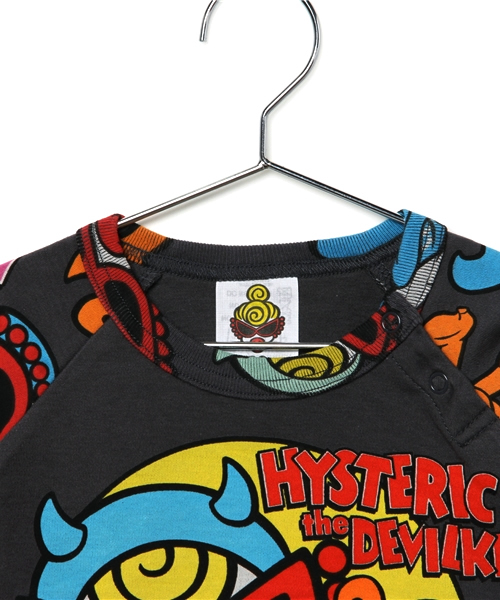 HYSTERIC MINI（ヒステリックミニ）の「BABY HYSTERIC DEVILKIN JOINING PINKY ラグランTシャツ（Tシャツ/カットソー・キッズ・ホワイト/ブラック/イエロー・80/90）」の5枚目の写真