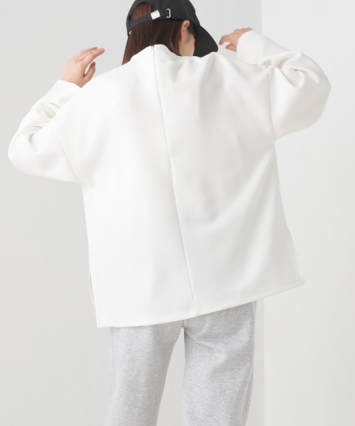 OMNES（オムネス）の「ダンボールニットスタンドカラー長袖プルオーバー（Tシャツ/カットソー・レディース・カーキ/モカ/ブラック/アイボリー・FREE）」の7枚目の写真