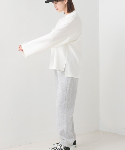OMNES（オムネス）の「ダンボールニットスタンドカラー長袖プルオーバー（Tシャツ/カットソー・レディース・カーキ/モカ/ブラック/アイボリー・FREE）」の9枚目の写真