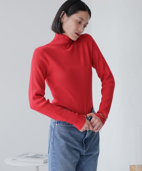 LOWRYS FARM(ローリーズファーム)の「マシンウォッシャブルタートル 967405(ニット/セーター・レディース・ブラック/グレー/レッド/オレンジ/ブルー/グリーン/アイボリー・FREE)」の8枚目の写真