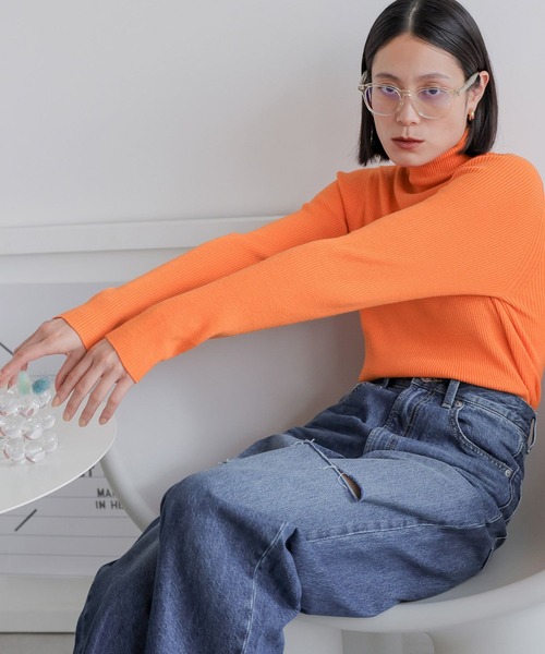 LOWRYS FARM(ローリーズファーム)の「マシンウォッシャブルタートル 967405(ニット/セーター・レディース・ブラック/グレー/レッド/オレンジ/ブルー/グリーン/アイボリー・FREE)」の9枚目の写真