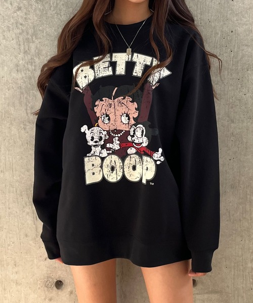 GLAMOROUS JANE(グラマラスジェーン)の「裏起毛BETTY BOOPBハートバックプリントプルオーバー(スウェット・レディース・ブラック/チャコールグレー/アイボリー・FREE)」の14枚目の写真
