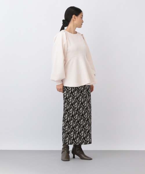 A part by（アパートバイ）の「ダンボールペプラムプルオーバー_長袖/（Tシャツ/カットソー・レディース・アイボリー/ブラック・FREE）」の4枚目の写真