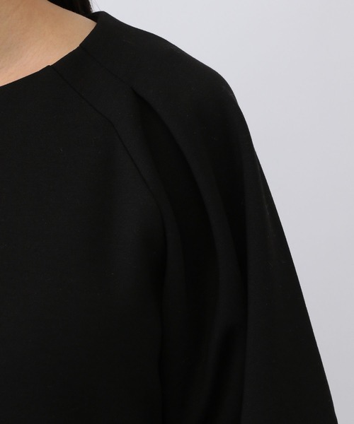 A part by（アパートバイ）の「ダンボールペプラムプルオーバー_長袖/（Tシャツ/カットソー・レディース・アイボリー/ブラック・FREE）」の16枚目の写真