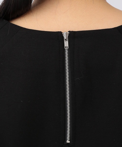 A part by（アパートバイ）の「ダンボールペプラムプルオーバー_長袖/（Tシャツ/カットソー・レディース・アイボリー/ブラック・FREE）」の19枚目の写真