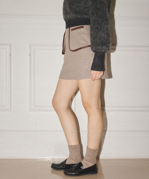 MIRO AMURETTE（ミロアミュレット）の「piping wool mini skirt