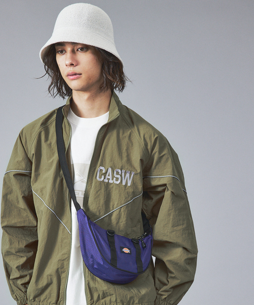 Dickies（ディッキーズ）の「【Dickes /ディッキーズ】RIPSTOP MT MOON / バナナポーチ（ボディバッグ/ウエストポーチ・メンズ・ブラック/パープル/カーキ/チャコールグレー・フリー）」の4枚目の写真