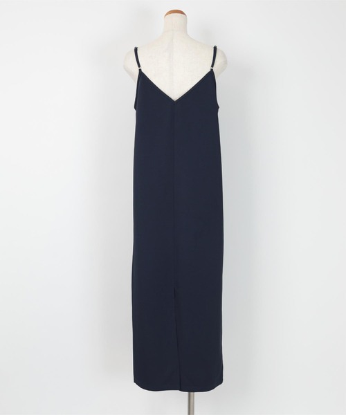 UR'S（ユアーズ）の「クロップドトップス×キャミソールワンピースセットアップ（セットアップ・レディース・ネイビー/アイボリー・S/L/M）」の16枚目の写真