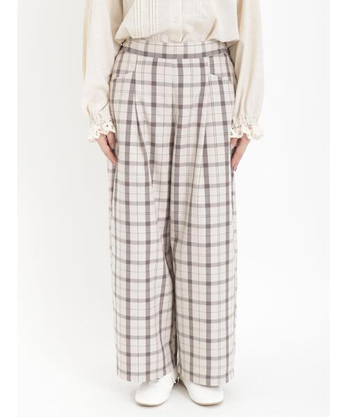 Samansa Mos2（サマンサ モスモス）の「タックゆるストレートパンツ（その他パンツ・レディース・ベージュ/グリーン/ブラック/グレー・F）」の8枚目の写真