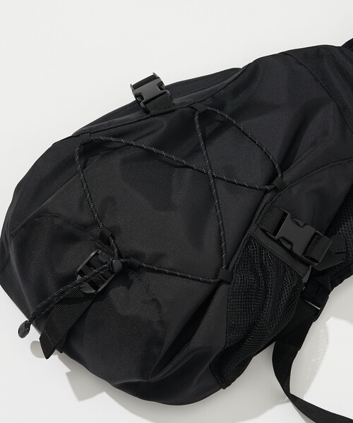 FREAK'S STORE（フリークスストア）の「FREAK’S STORE/フリークスストア ミニ スリングバック（ショルダーバッグ・メンズ・ブラック/オリーブ/ワインレッド/グレー/オフホワイト・ﾌﾘ-）」の13枚目の写真