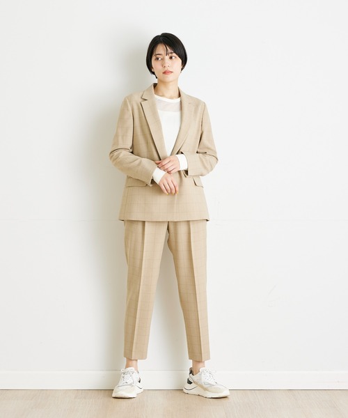 INED CLARO（イネドクラロ）の「【洗えるセットアップ】シャドーブロックチェック柄ジャケット（スーツジャケット・レディース・ベージュ/ネイビー・7号/9号/11号）」の11枚目の写真