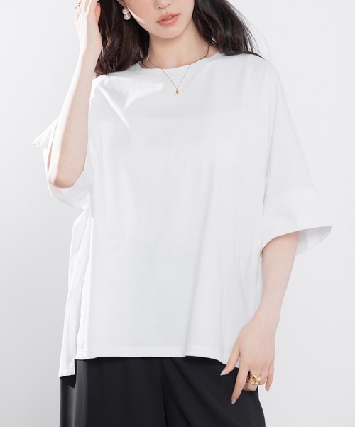 SAISON DE PAPILLON(セゾンドパピヨン)の「クルーネックオーバーシルエット綿混Tシャツ(Tシャツ/カットソー・レディース・ホワイト/ブラック/ベージュ/チャコール・フリー)」の7枚目の写真