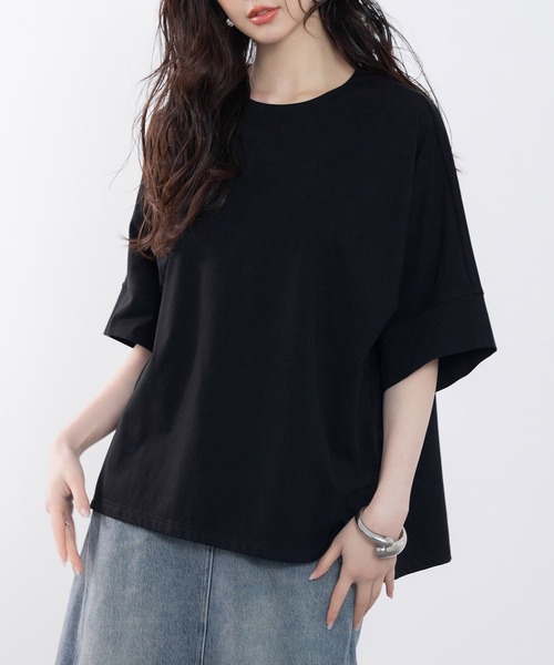 SAISON DE PAPILLON(セゾンドパピヨン)の「クルーネックオーバーシルエット綿混Tシャツ(Tシャツ/カットソー・レディース・ホワイト/ブラック/ベージュ/チャコール・フリー)」の18枚目の写真