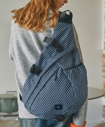 ナイロンワンショルダーボディバッグネイビー系