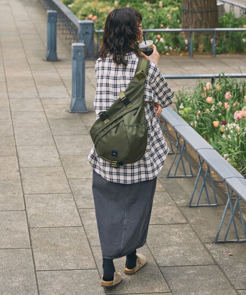 ナイロンワンショルダーボディバッグ（ボディバッグ/ウエストポーチ